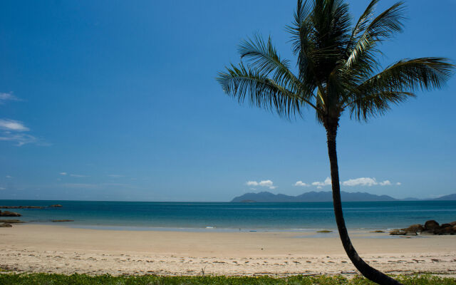Rose Bay Resort