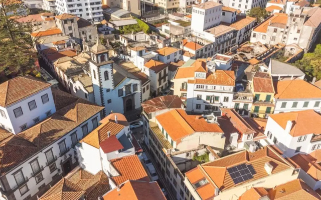 S o Pedro Central Flat by Atlantic Holiday