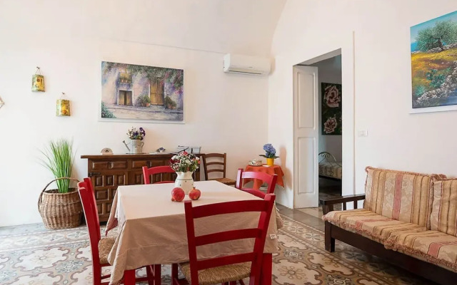 Quaint Holiday Home in Lecce Apulia near Town Center
