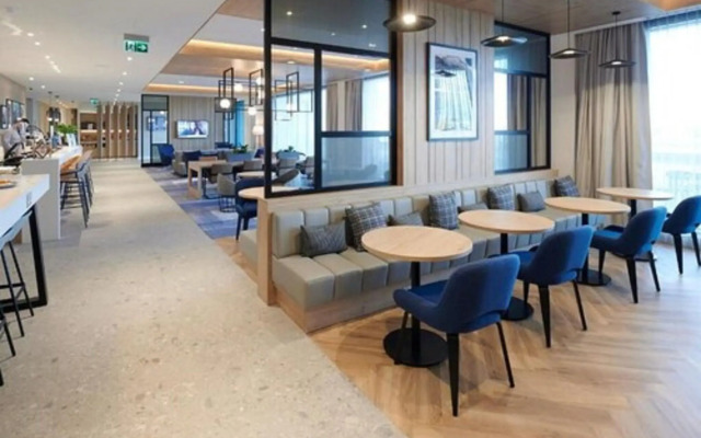 Courtyard by Marriott Inverness Airport