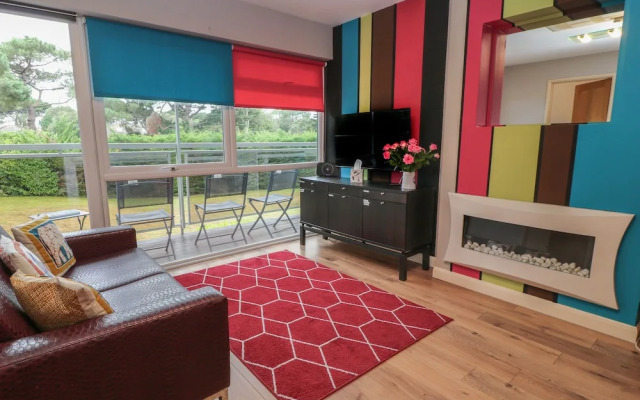 Flat 5 Fairwinds
