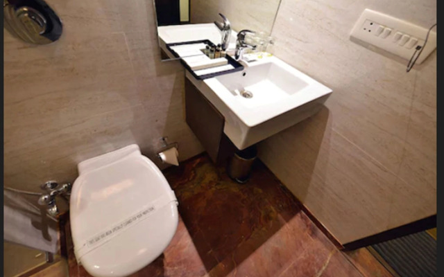 Ethnotel, Kolkata Airport