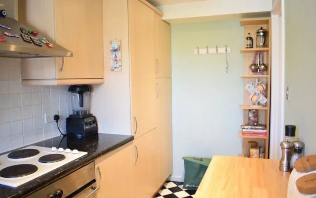 2 Bedroom Apartment In Chelsea