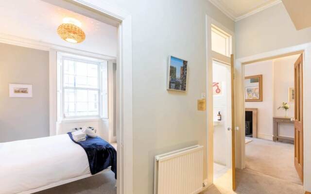 Beautiful 1 Bed Flat in Vibrant Stockbridge