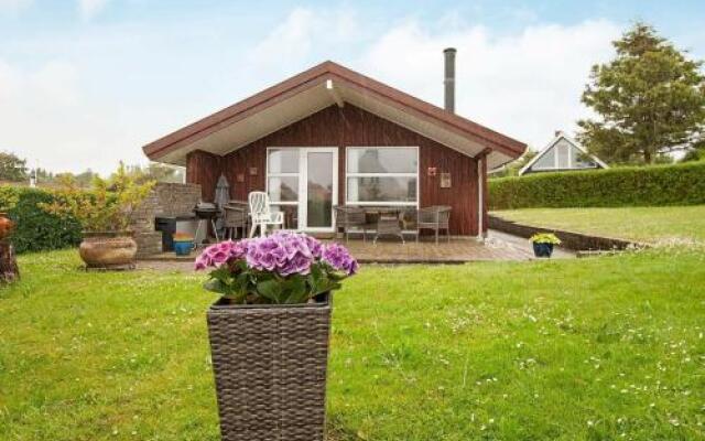 Holiday Home Hallumvej