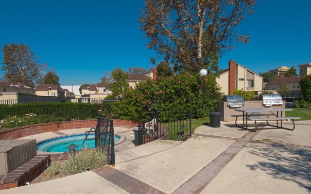 Parent Trap - 3 Br Condo