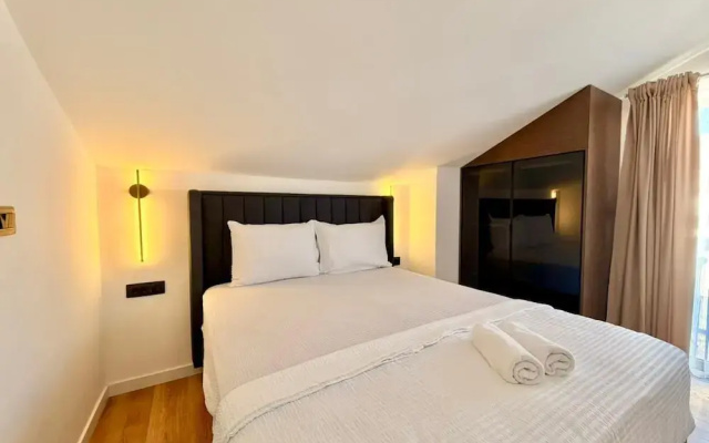 Lunamare Apartments