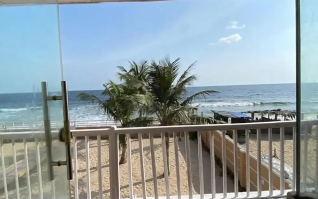 Wavecrest Beach Hotel & Resort