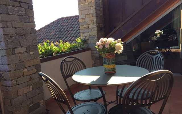 Villa Il Grotto - 3 Br Villa