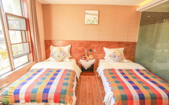 Lijiang Guanfang Garden Holiday Villa
