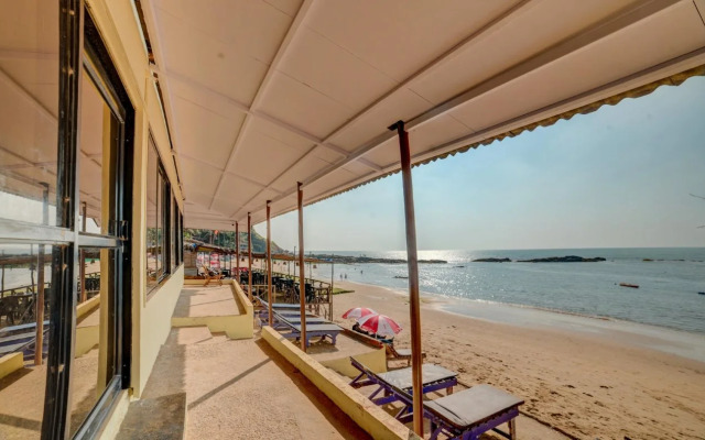 OYO 24352 Irize Beach Resort
