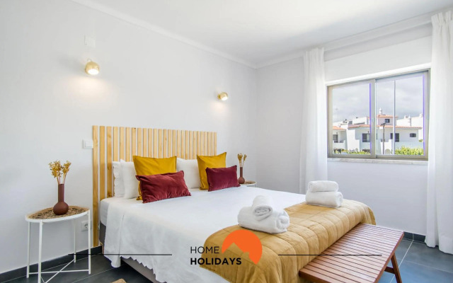 #051 Modern & Quiet Flat Near The Beach