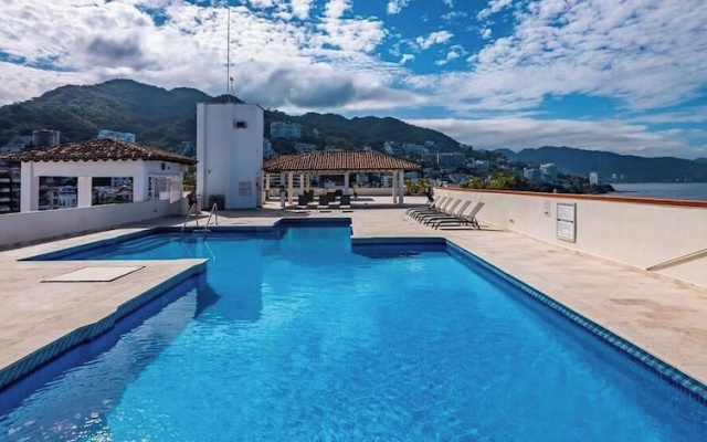 Ocean View 2Br Condo-balcony-beach-pool VDS 111