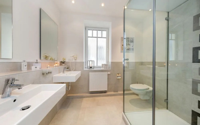 Villa Frigga (30RB8)