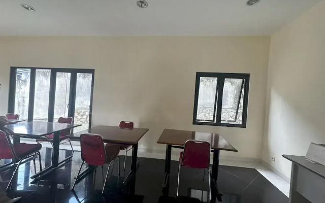 OYO 94118 Homestayque Syariah