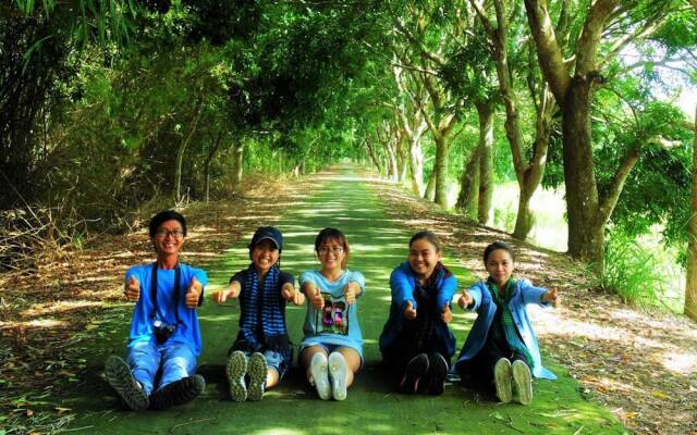 Hai Lua Homestay (Lotus Lake Homestay)