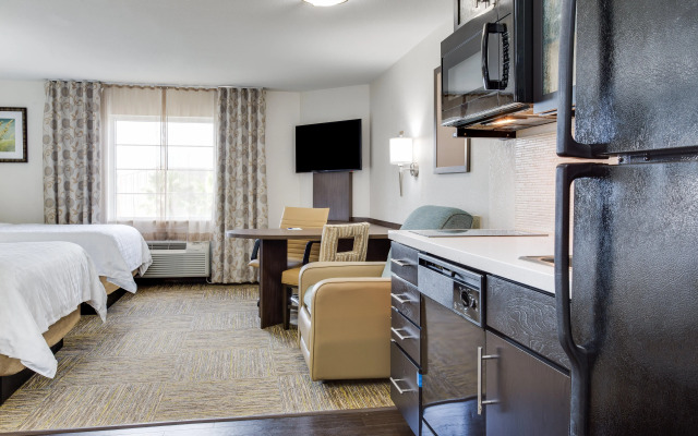 Candlewood Suites Ft. Lauderdale Airport/Cruise by IHG