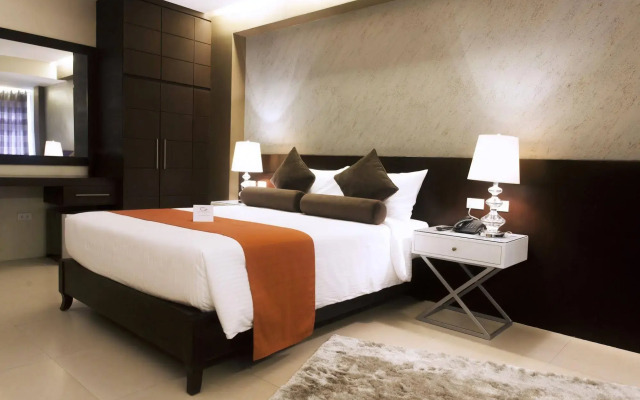 Grace Crown Hotel