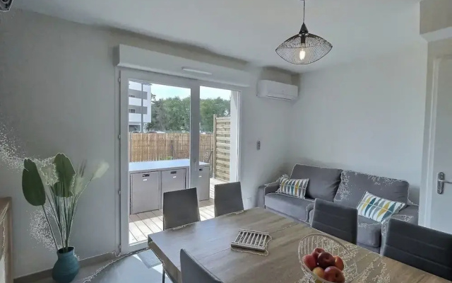 Luxurious Maisonette With Washing Machine Near Valras-plage