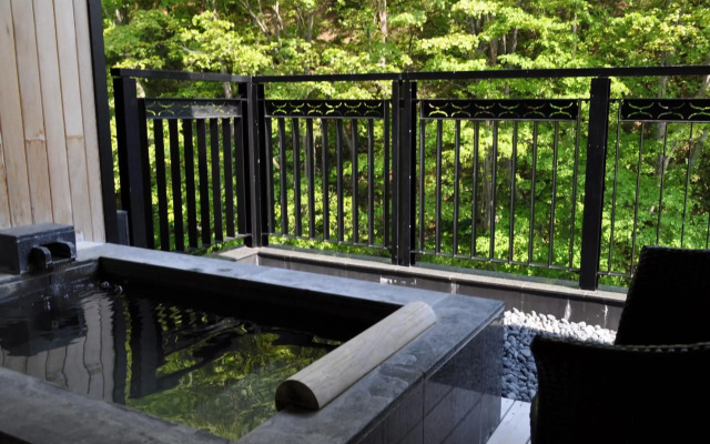Niseko Konbu Onsen Tsuruga Besso Moku No Sho