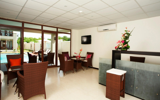 Grand Bay Suites