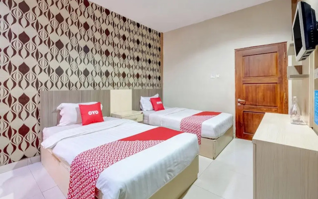 OYO Flagship Tembok Batu Residence