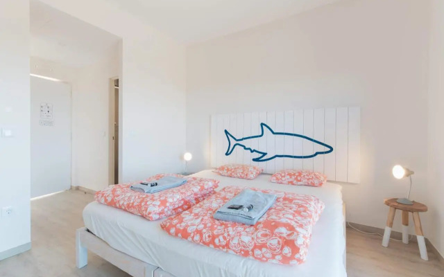 Хостел WOT Ericeira Surf Social