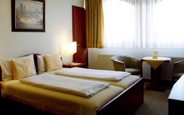Sándor Hotel