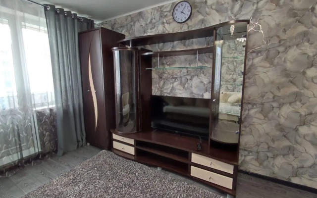 Апартаменты на проезде Сиреневый 28