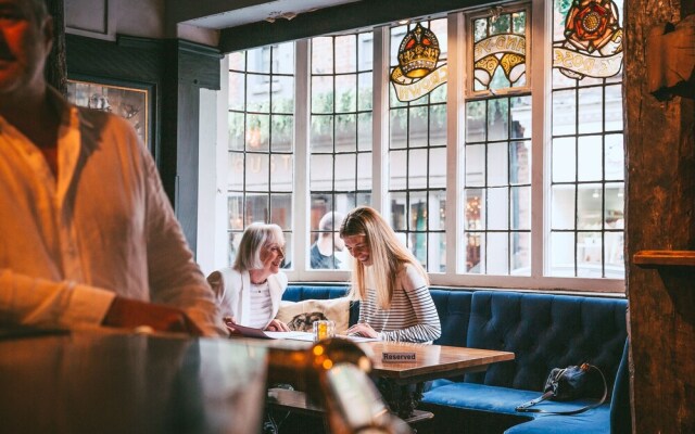 Rose & Crown Inn