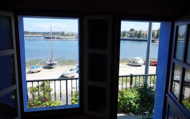 house in the harbour