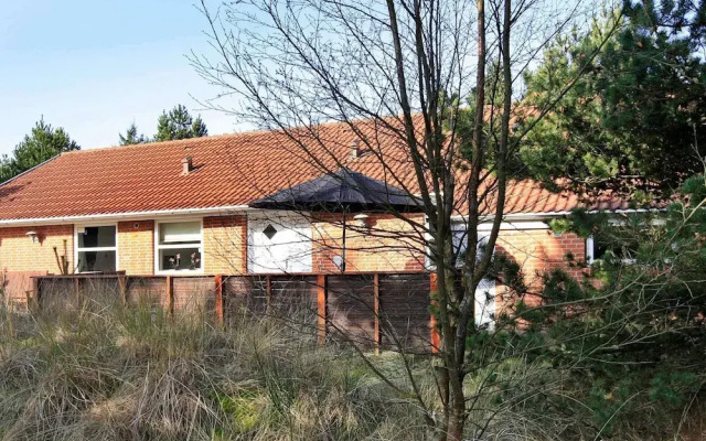 8 Person Holiday Home in Blavand