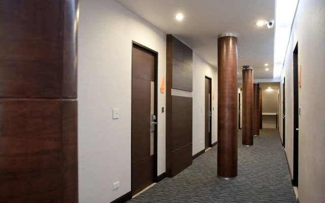 Arawana Express Phromphong Hotel