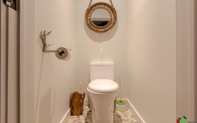 Unique Tremblant view -fancy fully equipped apartment