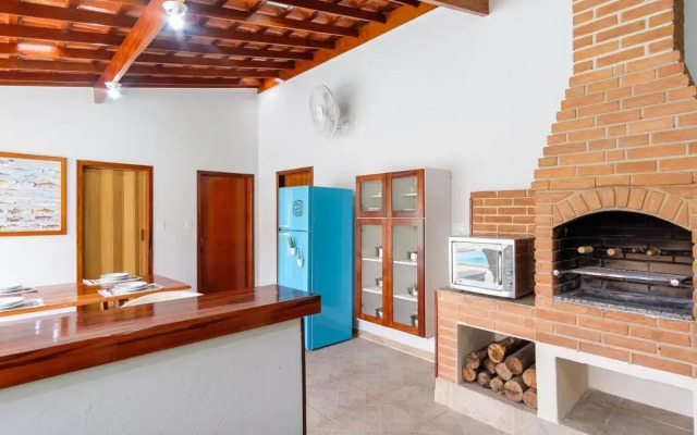 Bh 12: Casa Com Piscina, Perfeita E Bem Localizada!!!