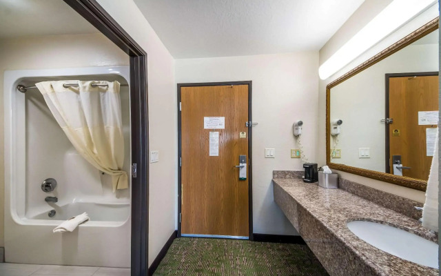 Quality Suites San Antonio