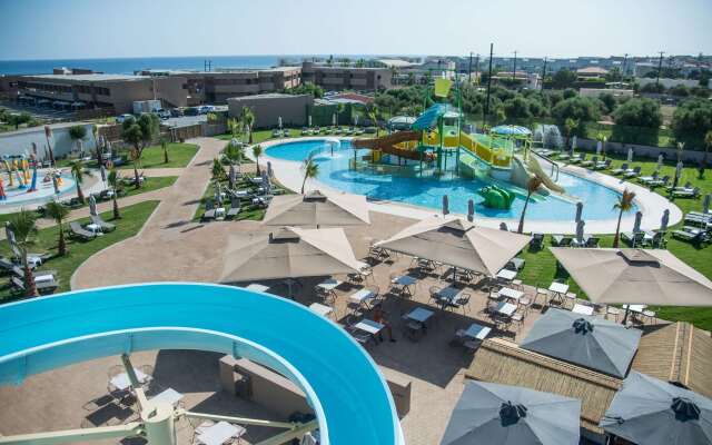 Senseana Sea Side Resort & Aquadventure - All Inclusive