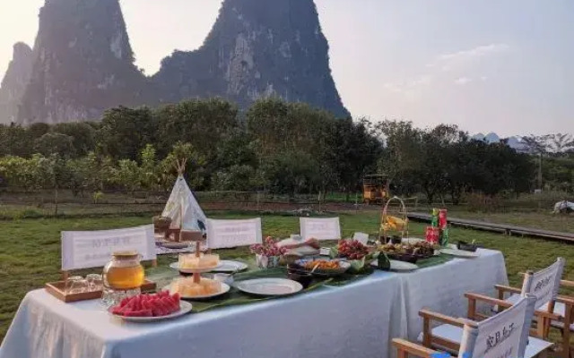 Shuimoju Village Hotel