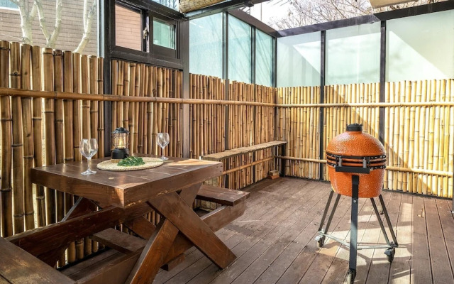 Hongcheon Noilgangmaeul Pet Pension