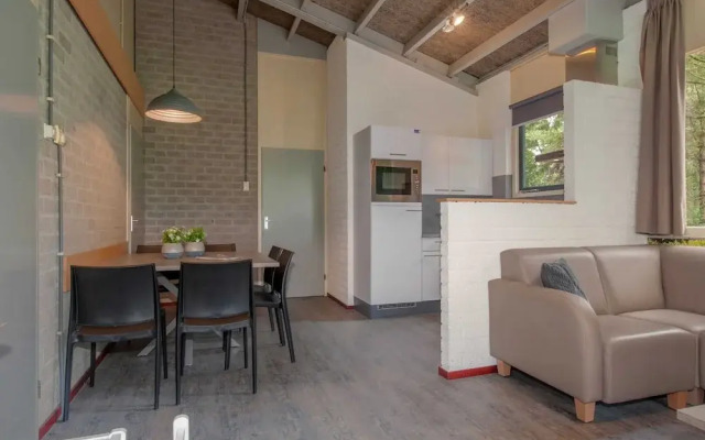 Restyled Bungalow with Dishwasher near Nature Reserve