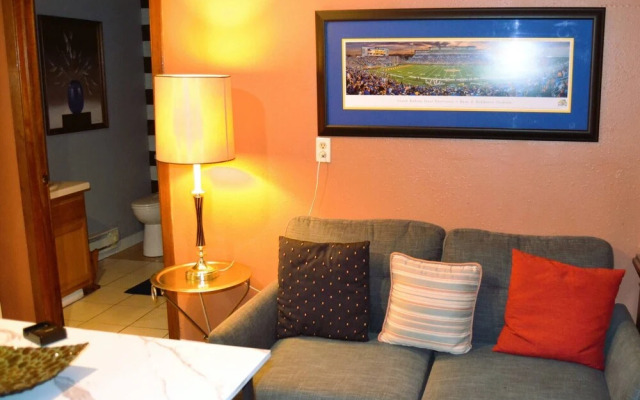 Gather Here 9br, 5BA Group