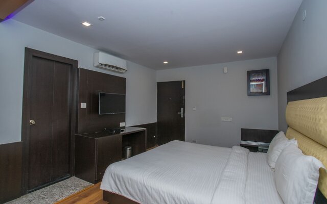 Edition O 30026 Metro View Inn