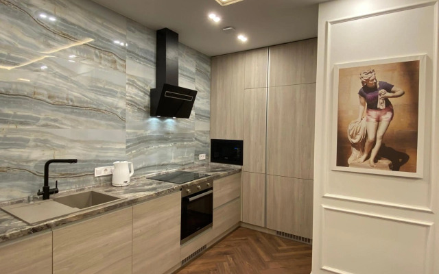 Modern Classic 2 bedroom apartment near Most City