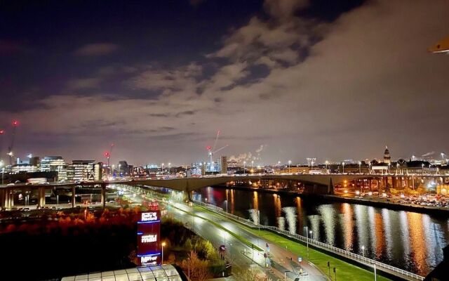 The Heights River And City View
