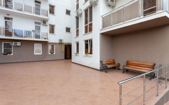Delyuks na Trostnikovoy 35 Deluxe Apartment