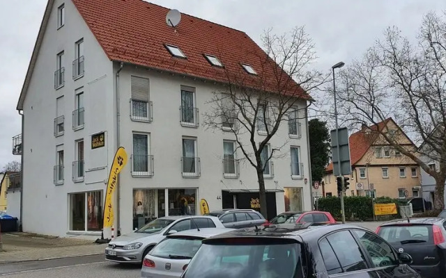 Outletcity Ferienwohnung Wohnung 1 - 2