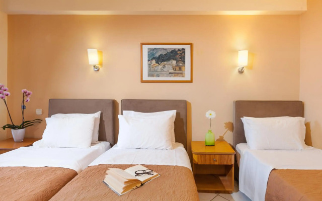 Minavra Hotel