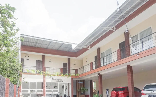 Reddoorz Syariah Raya Punten Batu