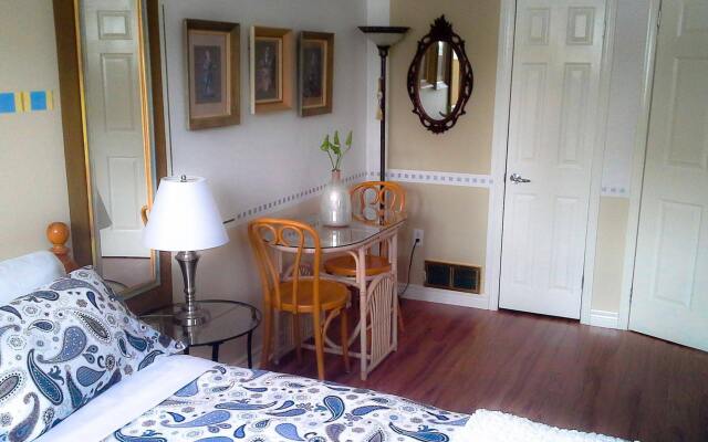 Opus 74 Bed & Breakfast