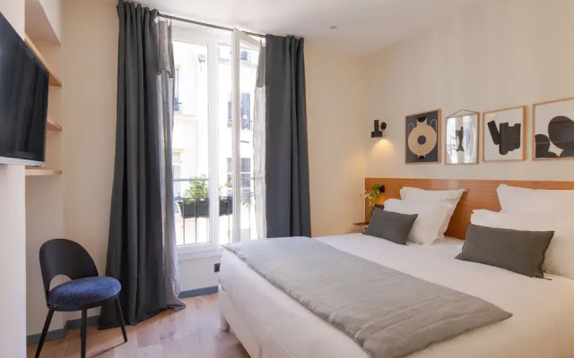 Tinah Paris Aboukir